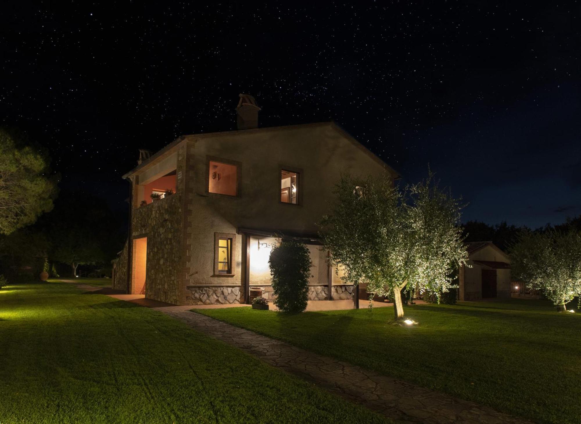 Agriturismo Gli Alberelli Аквапенденте Экстерьер фото