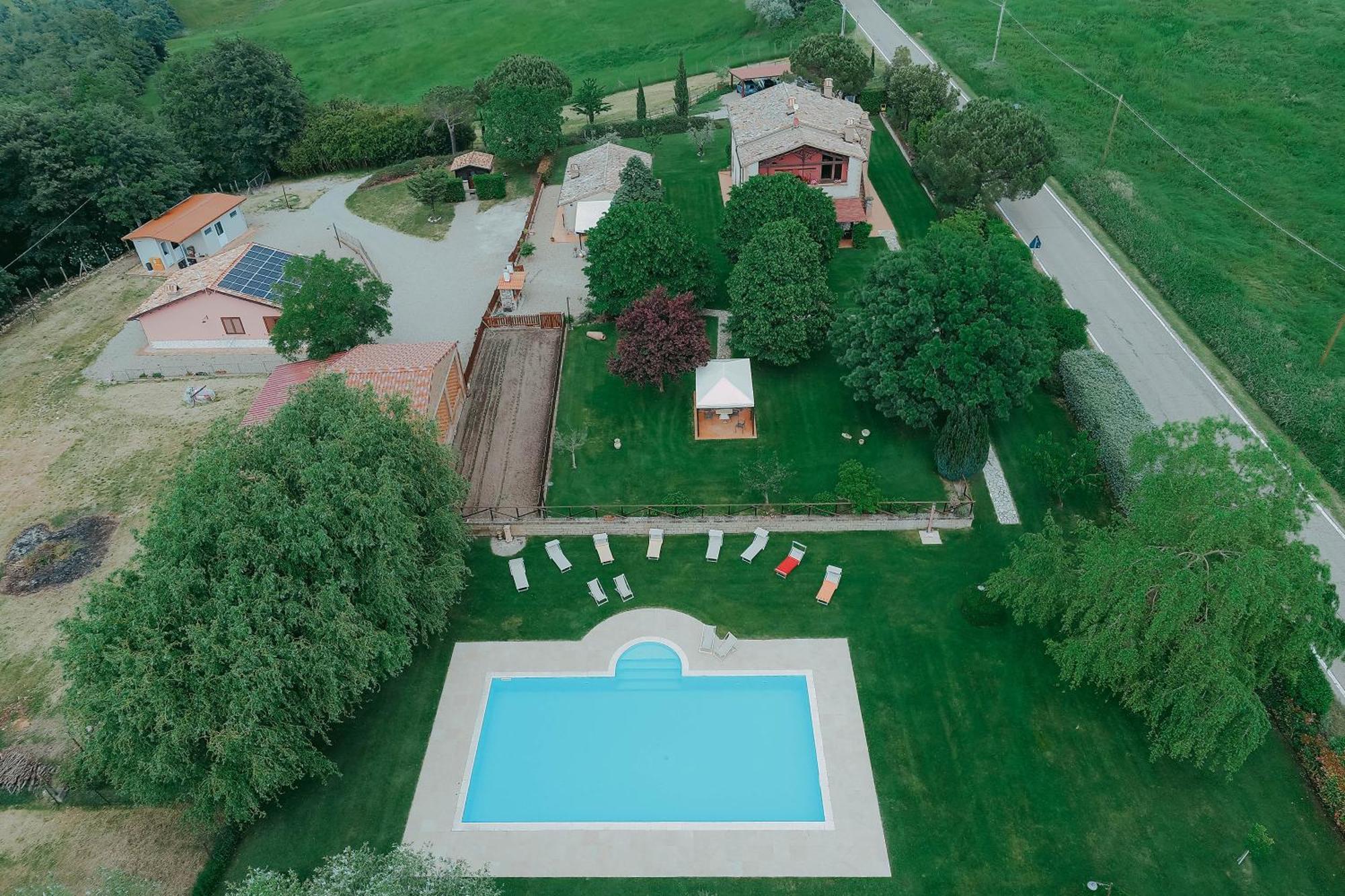 Agriturismo Gli Alberelli Аквапенденте Экстерьер фото