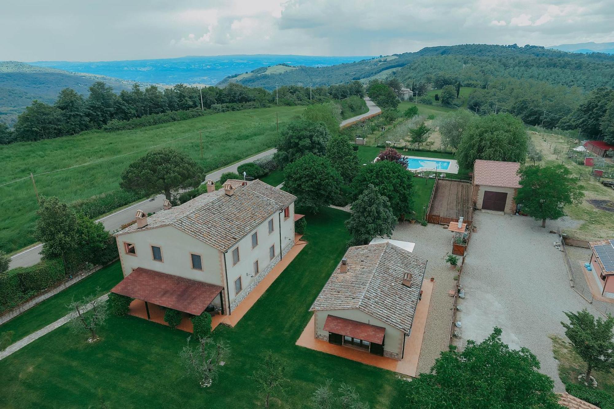 Agriturismo Gli Alberelli Аквапенденте Экстерьер фото
